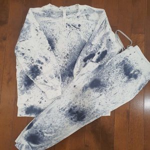 Lululemon women’s set